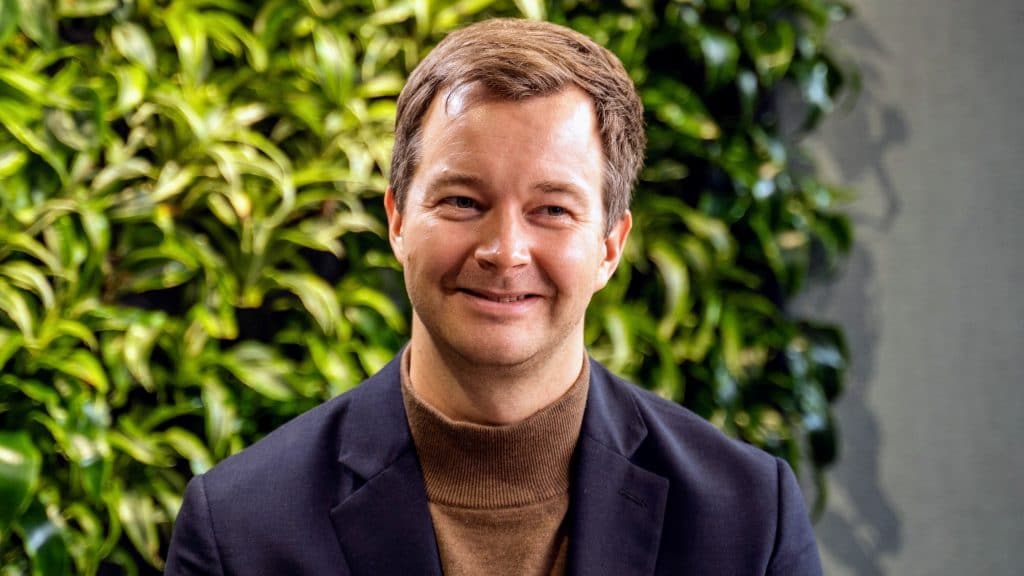 Aki Soudunsaari founder Naava green sustainable workplace furniture green walls plants